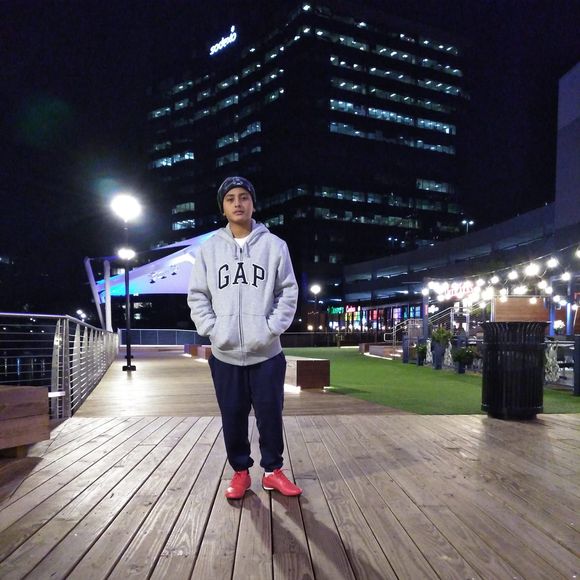 Meet your Posher, Jorge - Picture 1 of 1